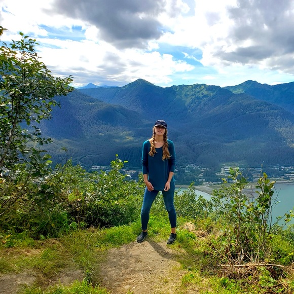 Meet your Posher, Kim - Picture 1 of 1